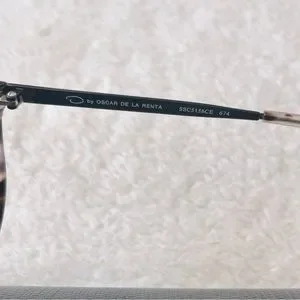 NIB Authentic Oscar De Le Renta Round Metal & Acetate Tortoise Sunglasses Oscar de la Renta | Accessories | Nib Authentic Oscar De Le  main image 3